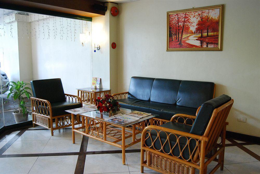 Paragon Suites Cebu Exterior foto