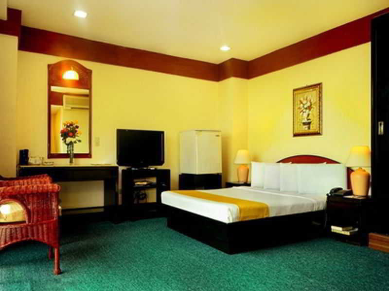 Paragon Suites Cebu Exterior foto
